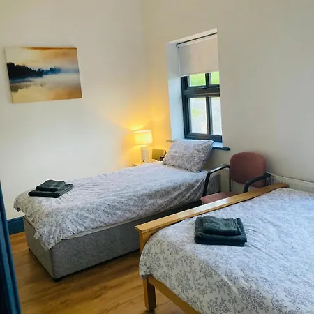 2 Bedroom Workers Lägenhet Barrysbrook