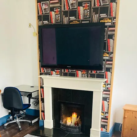 2 Bedroom Workers *