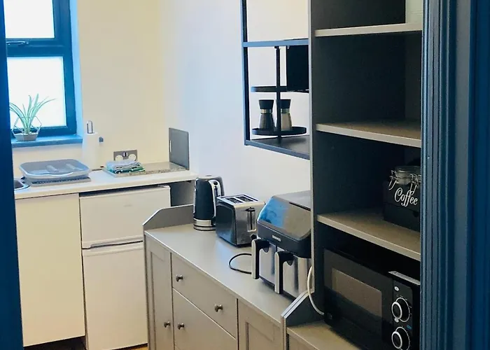 2 Bedroom Workers