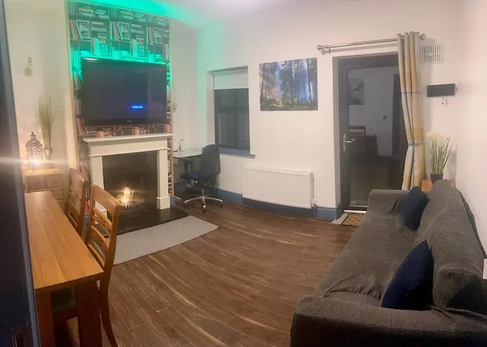 2 Bedroom Workers *